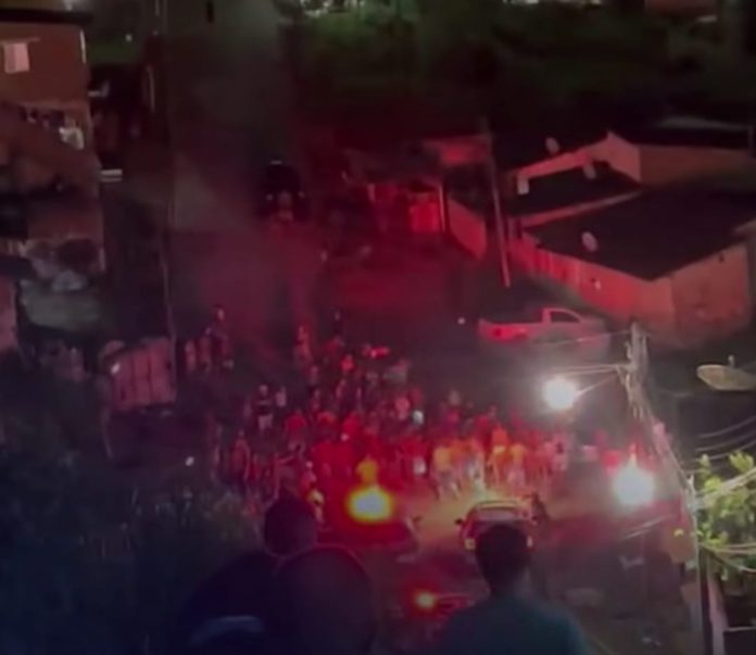 Caminhonete desgovernada atinge moradores no município de Escada. Foto: Reprodução/Redes Sociais